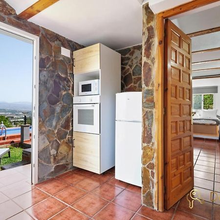 Casa De 2 Dormitorios Con Piscina Privada Y Desayuno Incluido En Alhaurin Альхаурин-де-ла-Торре Экстерьер фото