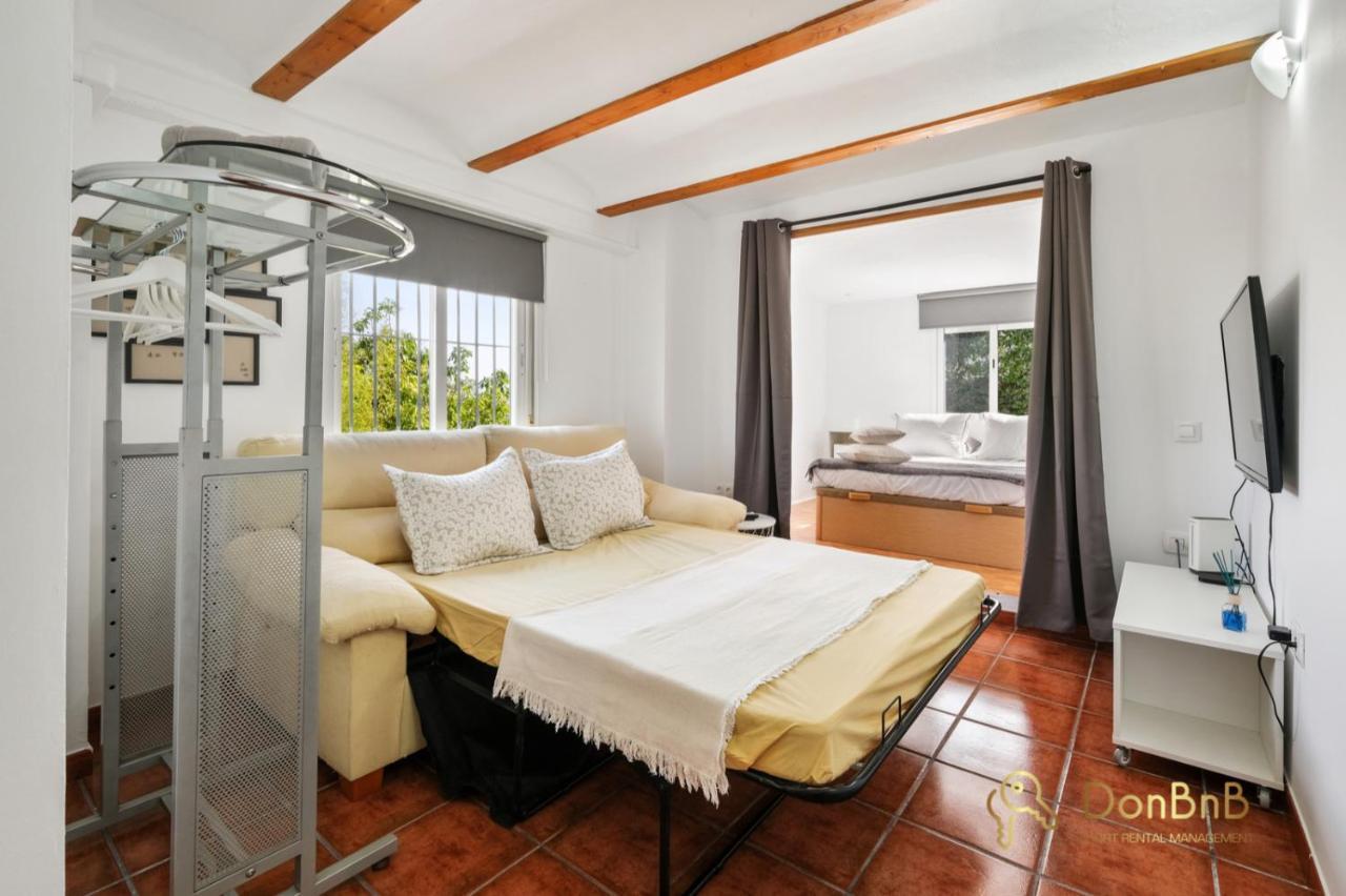 Casa De 2 Dormitorios Con Piscina Privada Y Desayuno Incluido En Alhaurin Альхаурин-де-ла-Торре Экстерьер фото