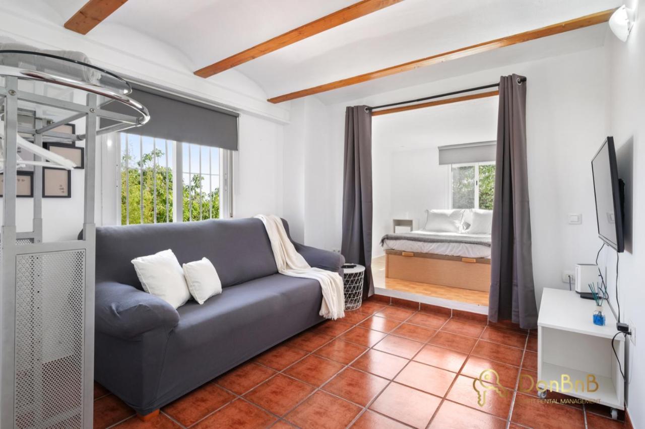 Casa De 2 Dormitorios Con Piscina Privada Y Desayuno Incluido En Alhaurin Альхаурин-де-ла-Торре Экстерьер фото
